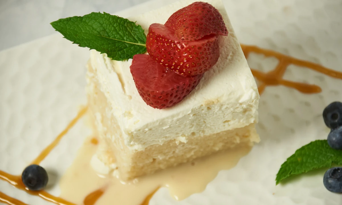 Pastel de Tres Leches | Qué Onda