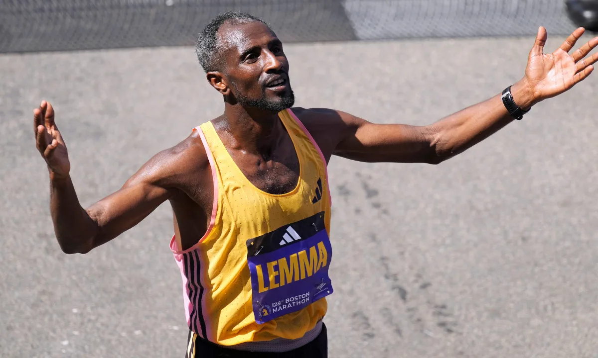 Maratón de Boston: Sisay Lemma, de Etiopía, reacciona después de ganar la carrera | Qué Onda