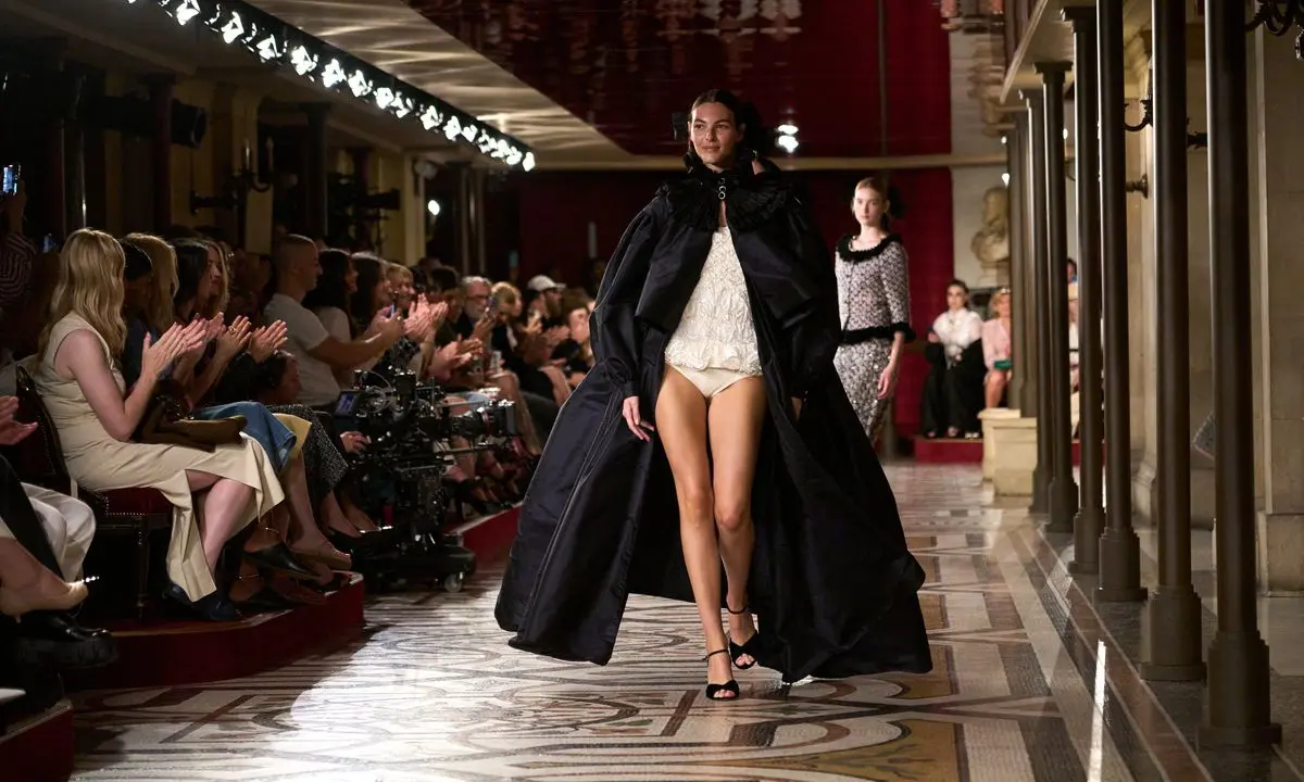 Chanel Otoño 2024 | Colección de alta costura Otoño 2024 | Qué Onda