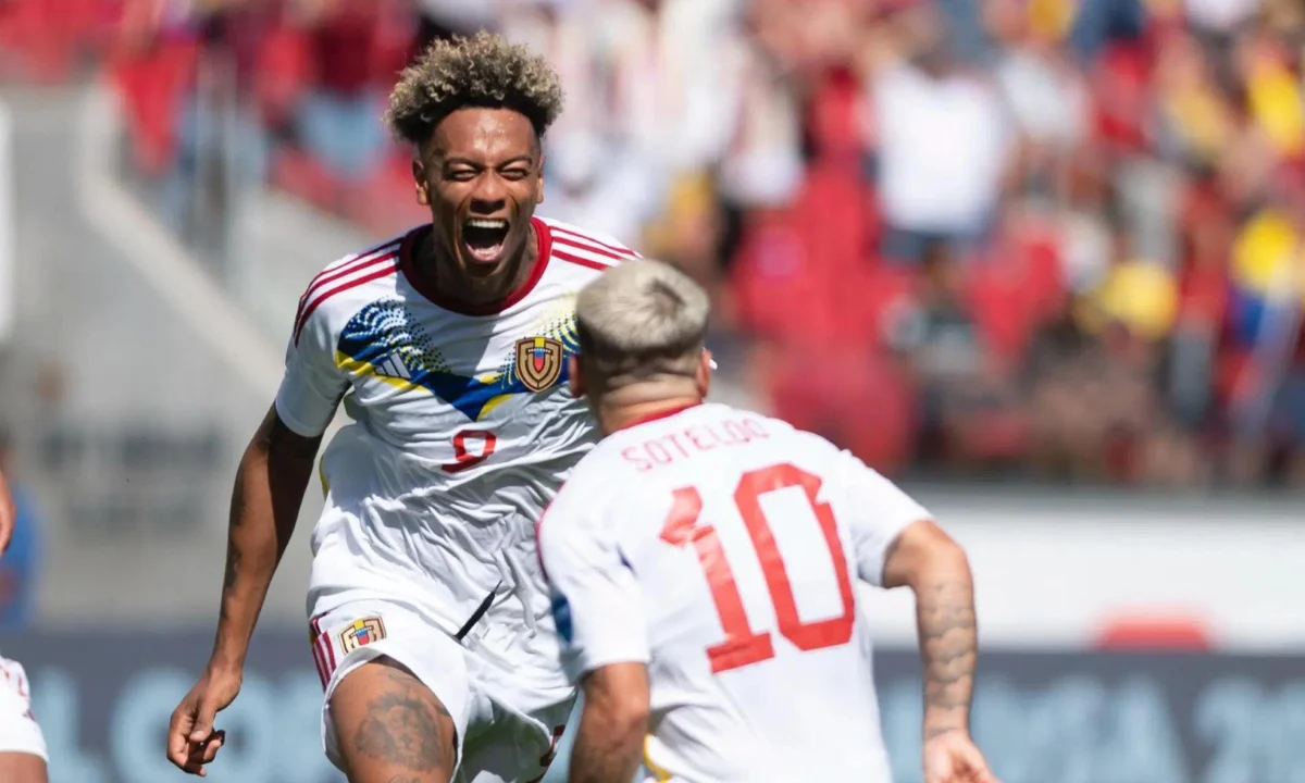 Venezuela Vence a Ecuador 2-1 en el Primer Juego del Grupo B | Copa América | Qué Onda